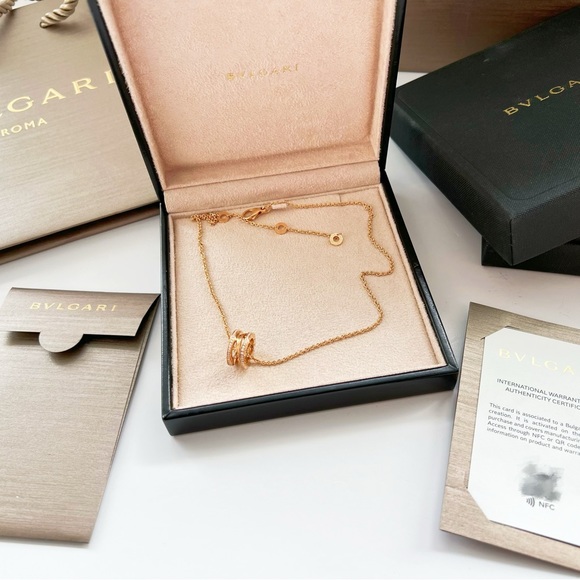 Bulgari Classic Signature B.ZERO1 Necklace Unisex Rosegold with Diamond - Picture 2 of 9